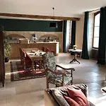 Domaine De L'etanche