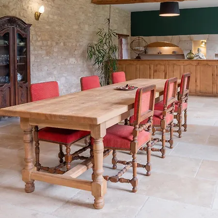 Domaine De L'etanche *