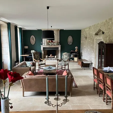 Domaine De L'etanche *