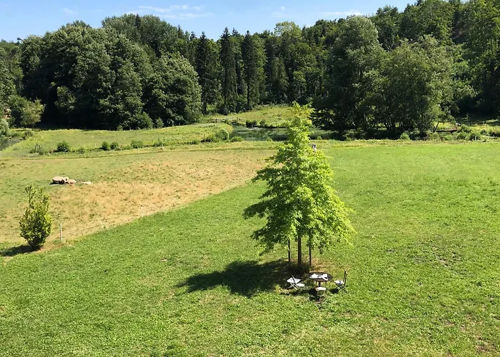 Vila Domaine De L'etanche Neufchâteau